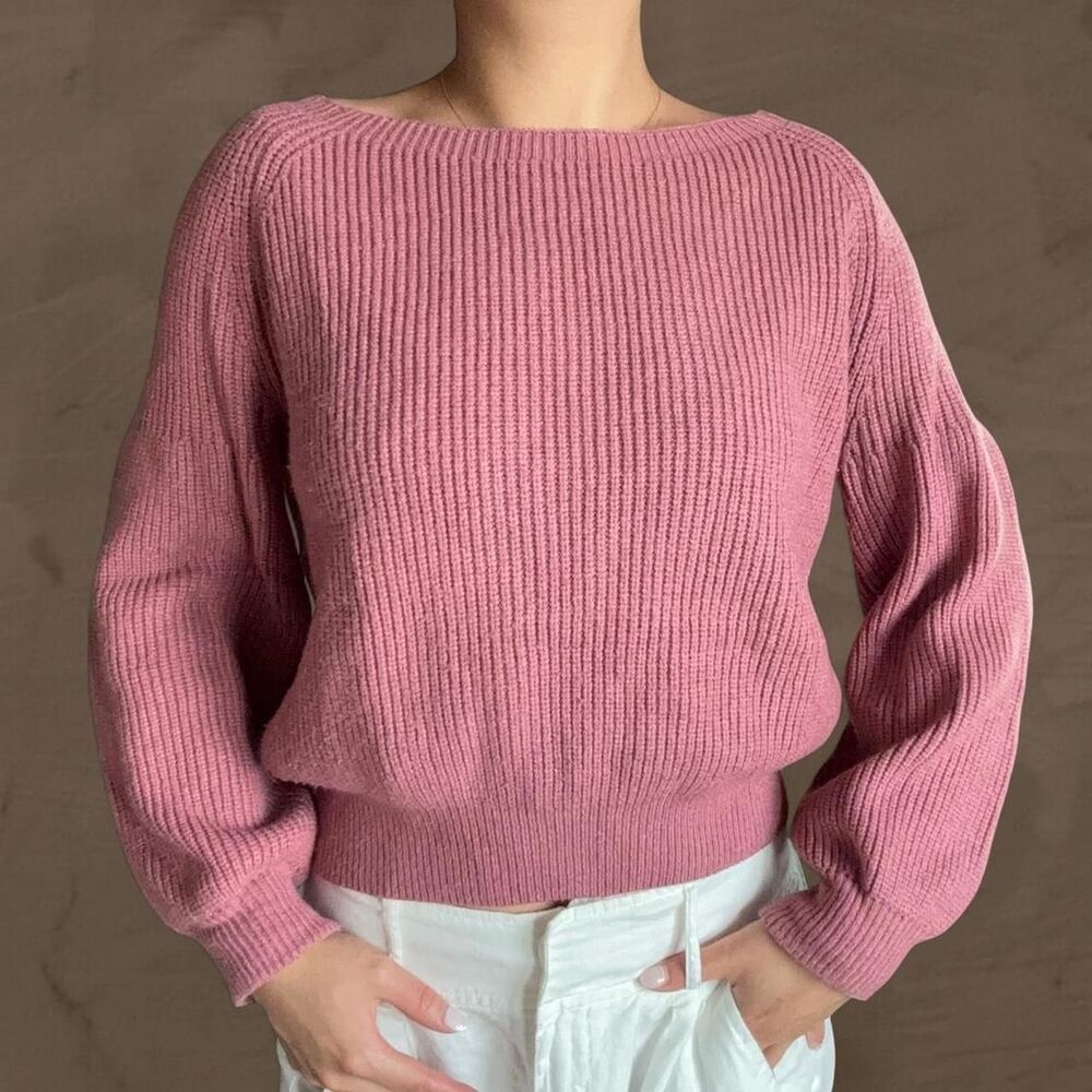 Line and dot mauve sweater balloon sleeve size XS boat neck